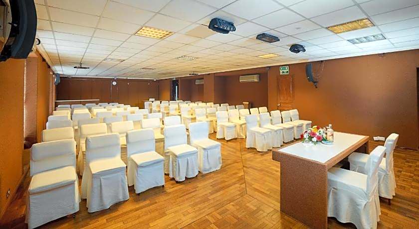 The Gold Crest Hotel