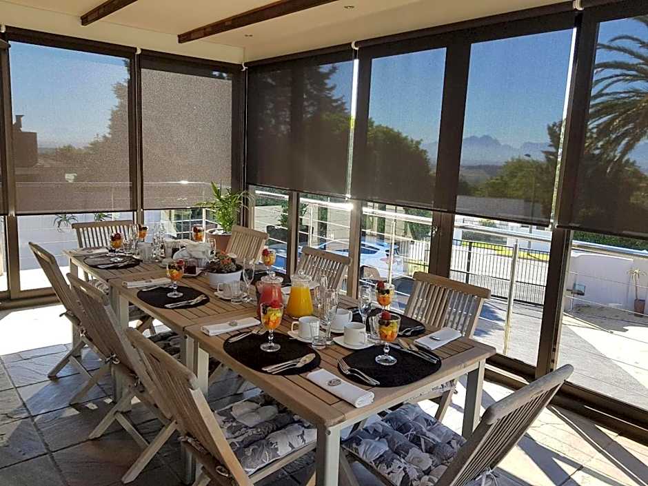 Four Palms Accommodation