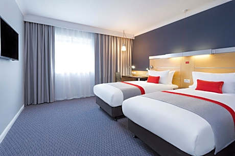 Holiday Inn Express Park Royal By IHG