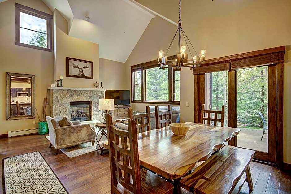 Mountain Thunder Lodge