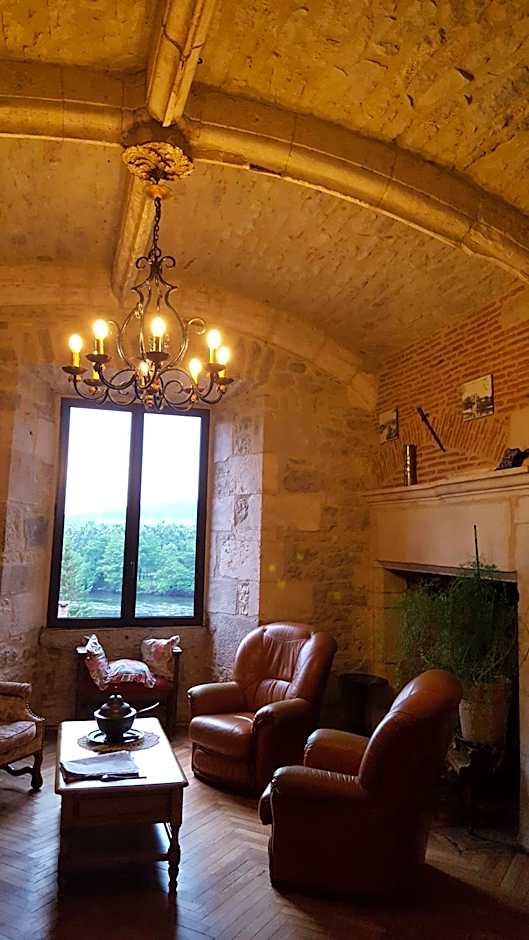 Château Hôtel La Terrasse - Teritoria