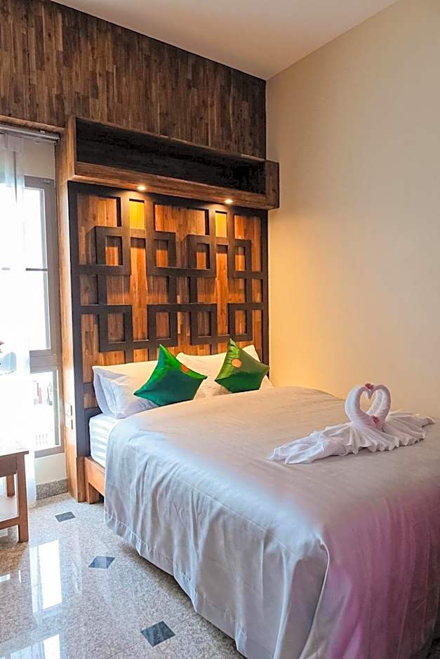 Cha Li's Family Hotel&Hostel