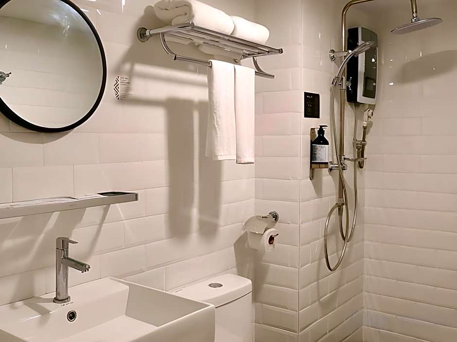 Le Embassy Hotel Georgetown