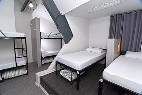 1 Person in 10-Bed Dormitory - Mixed