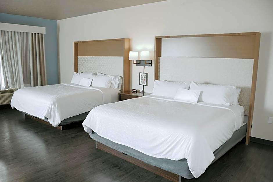 Holiday Inn Omaha Downtown Waterpark By IHG