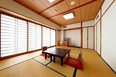 Japanese-Style Room
