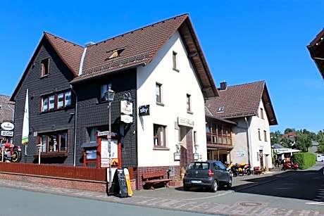 Landgasthof-Bikerhotel Arnold