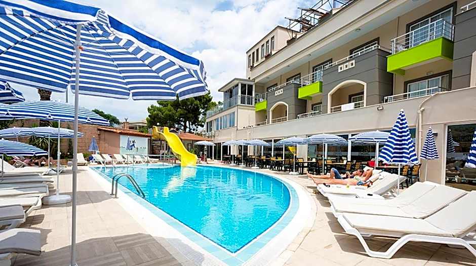 Rich Melissa Hotel