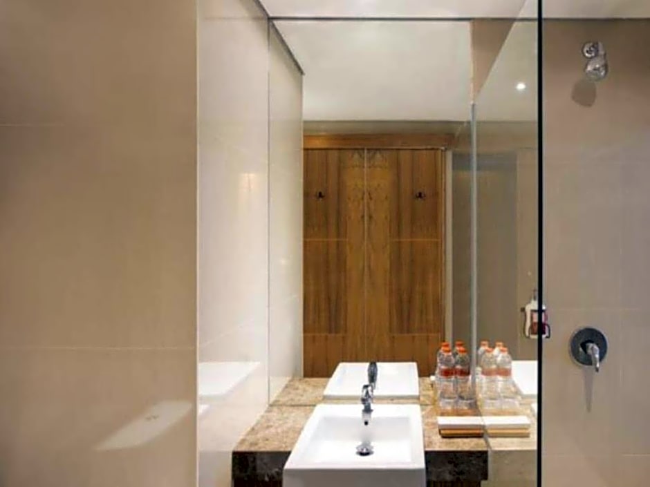 Yellow Star Ambarukmo Hotel