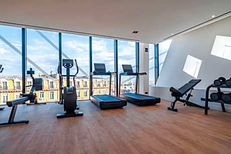 Premium King Room
