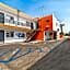 Rodeway Inn & Suites North Hollywood Burbank Airport - Universal Area