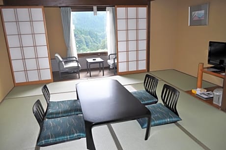 Room with Tatami Area or Japanese-Style Room