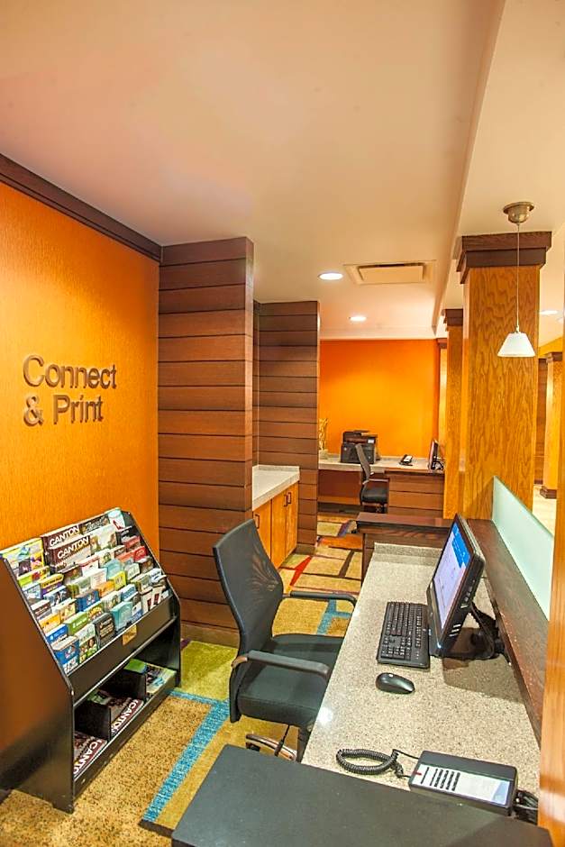 Comfort Inn & Suites Akron South