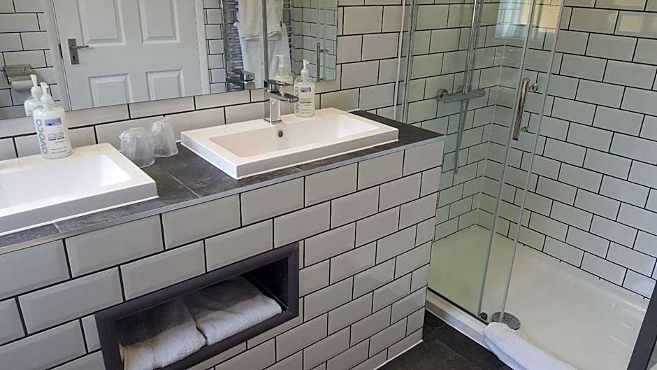 Oakside Lodge Guest House