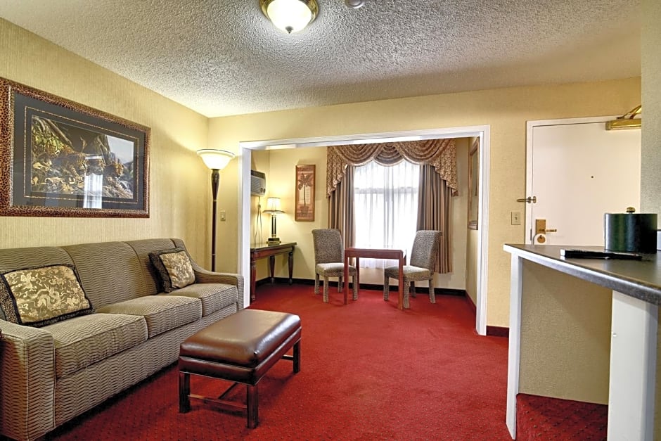 Roosevelt Inn & Suites Saratoga Springs