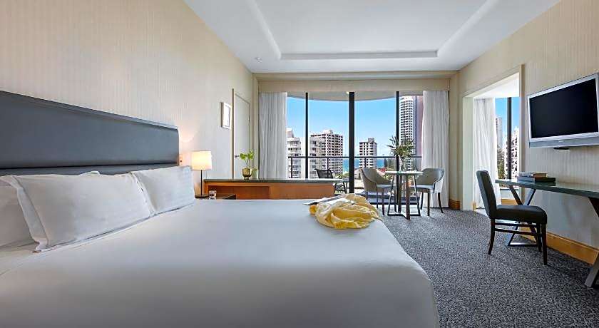 Oaks Gold Coast Hotel