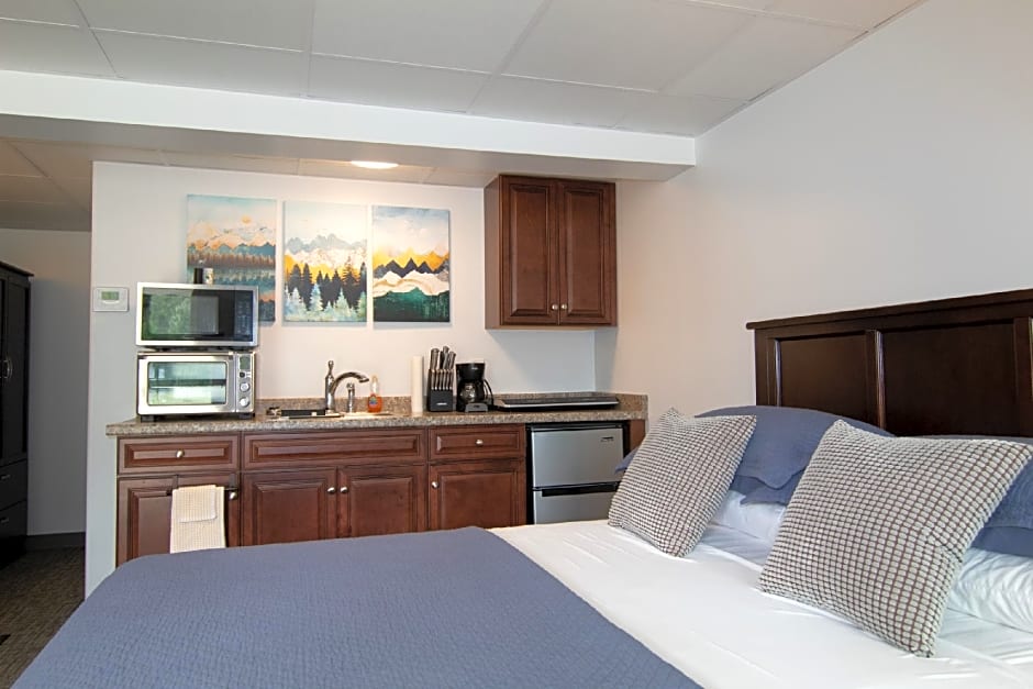 Alaska Frontier Inn