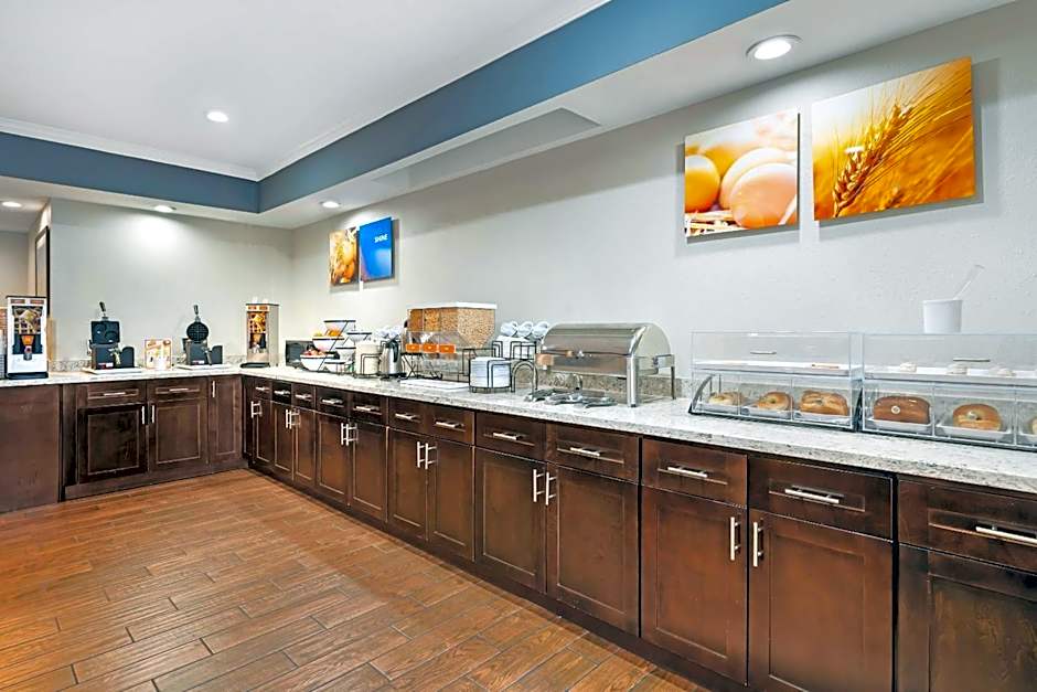 Comfort Inn & Suites Sacramento