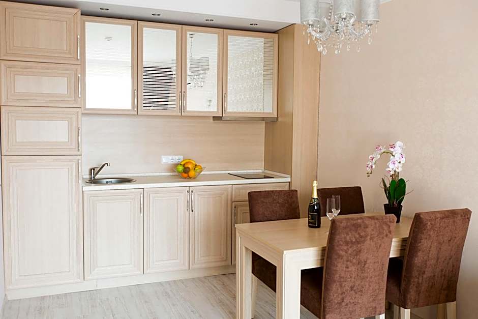 Harmony Suites Saint Vlas