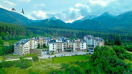 Saint George Palace Aparthotel