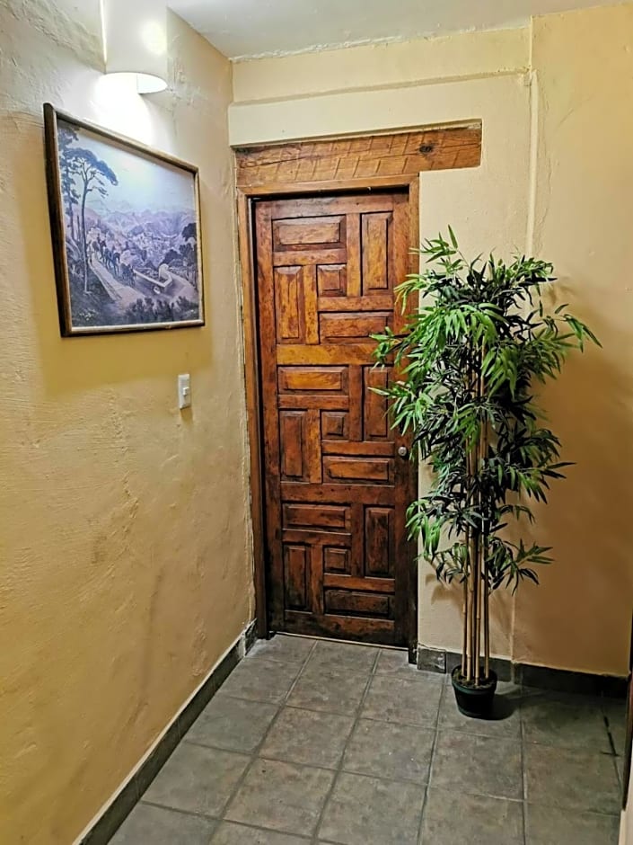 Hotel Jardín Cantador