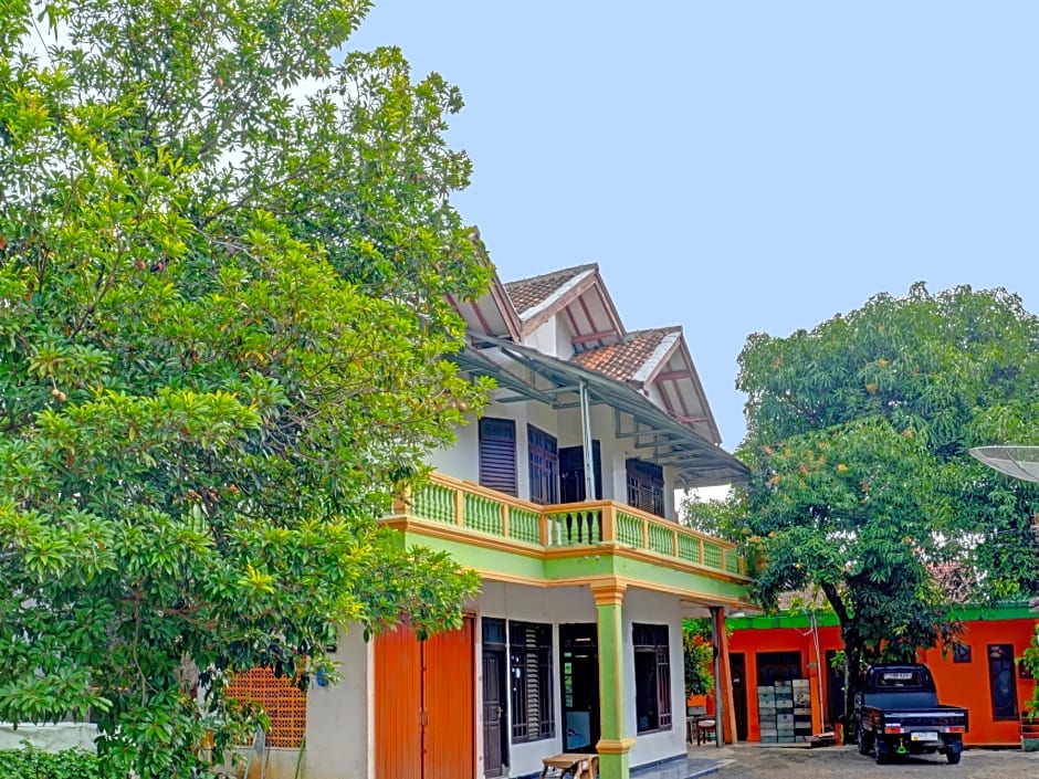 Hotel O Home Stay Syariah Aom Kusman