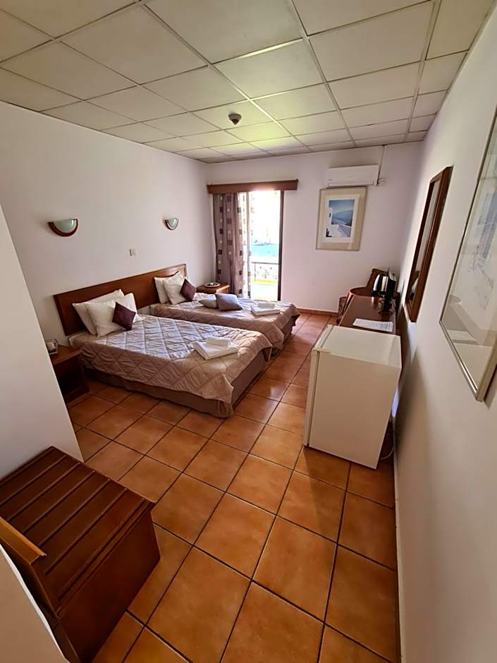Metropole Hotel