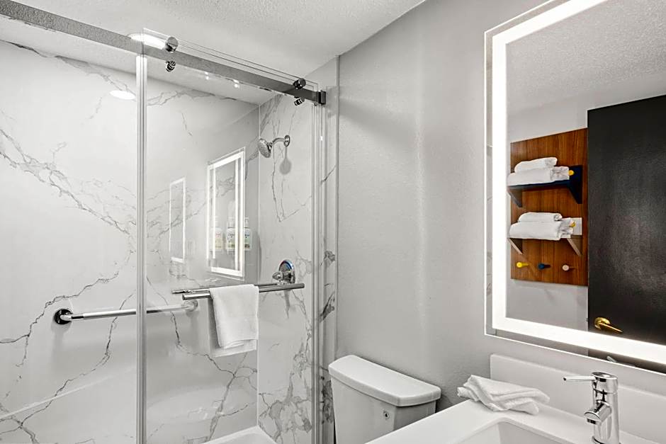 Microtel Inn & Suites by Wyndham Lexington