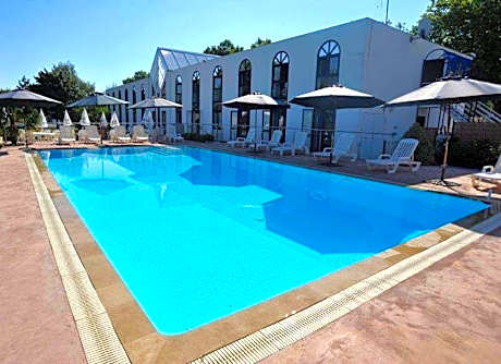 Agape Hotel Niort- Bessines