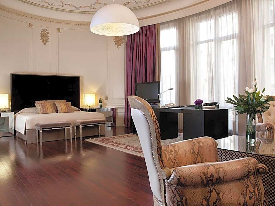Savoy Hotel