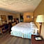 Camilla Inn & Suites