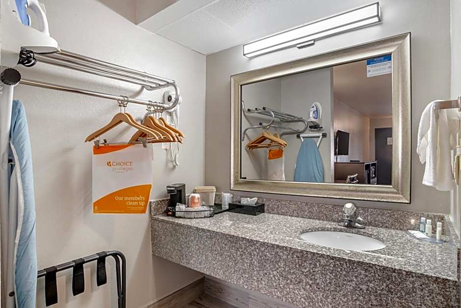 Quality Inn Simpsonville