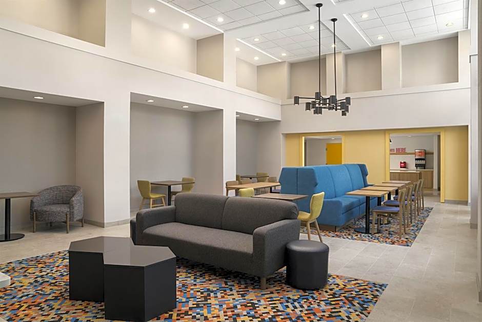 Hampton Inn & Suites Tilton