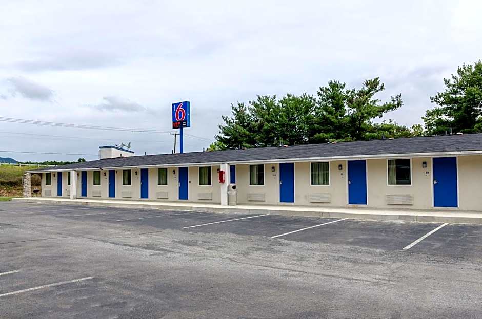 Motel 6-Troutville, VA