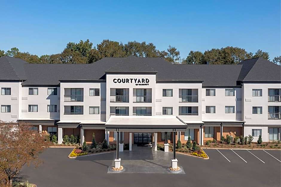 Courtyard by Marriott Dothan