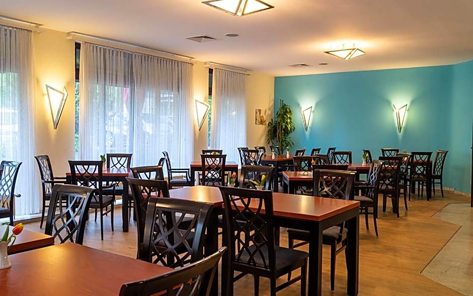 Tripinn Bristol Hotel Mainz