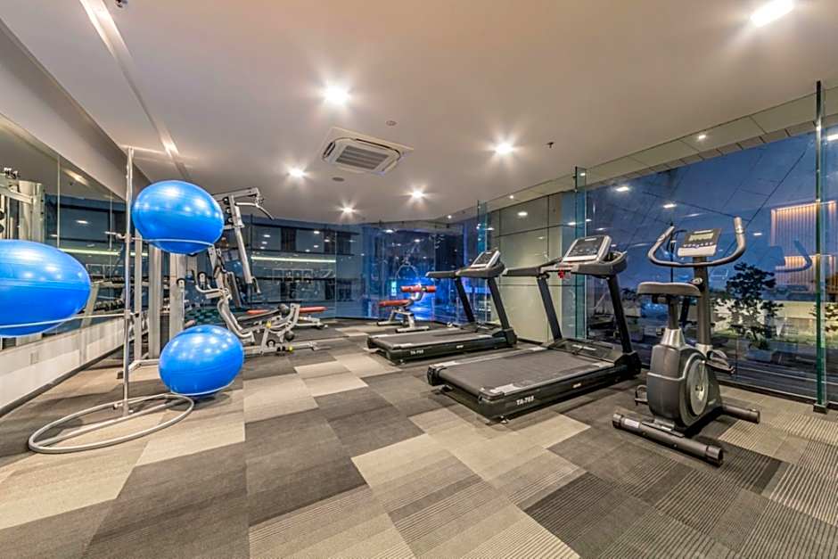 Fives Hotel Johor Bahru City Centre