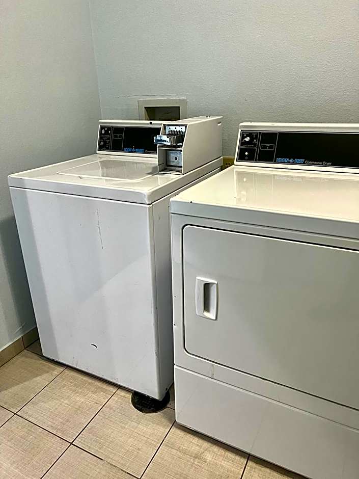 Americas Best Value Inn Sulphur