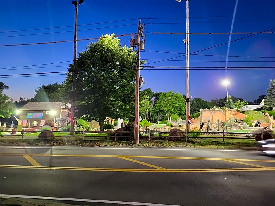 Days Inn by Wyndham West Yarmouth/Hyannis Cape Cod Area