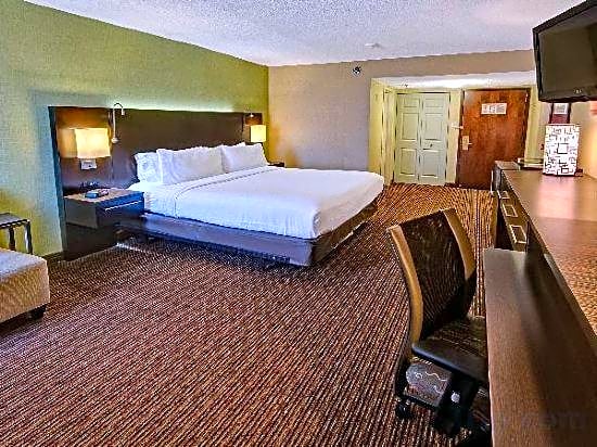 Photo 1 of 2 of 1 King Bed