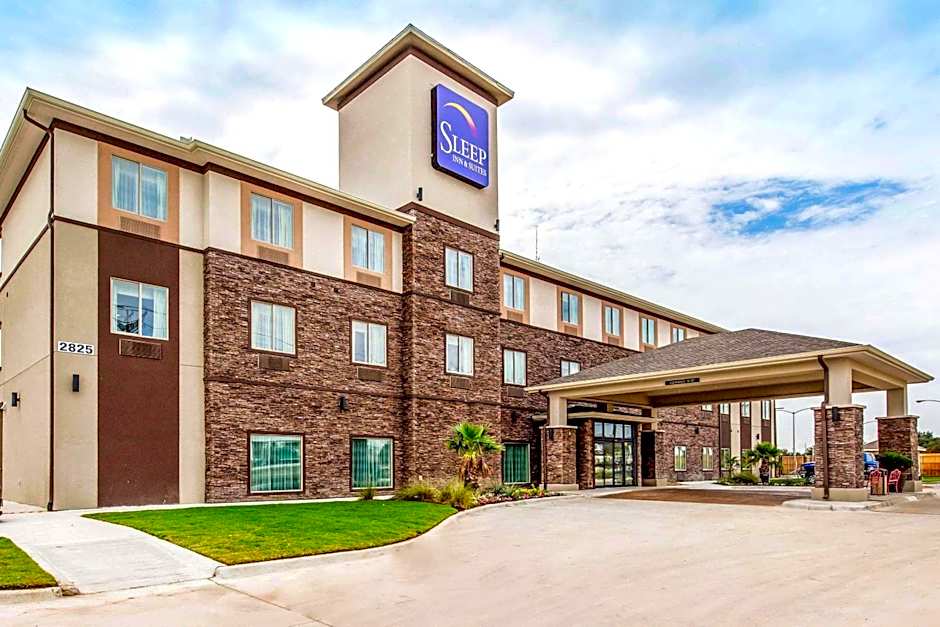 Photo 1 of 29 of Sleep Inn & Suites Bryan - College Station