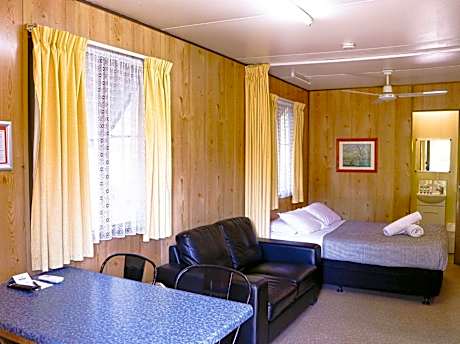 Ensuite Cabin (5 berth)