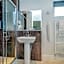 Midsomer Lodges