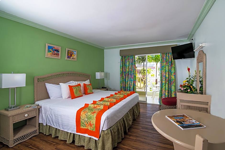 Dover Beach Hotel
