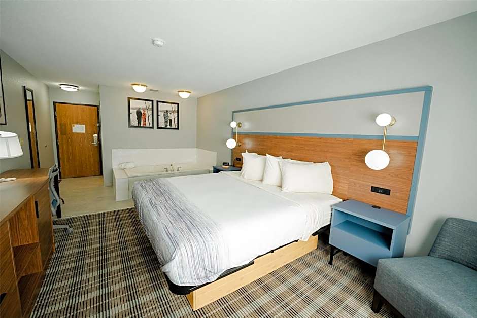 AmericInn by Wyndham Tomahawk