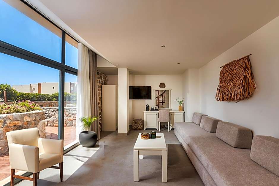Mila Sissi Bay Hotel