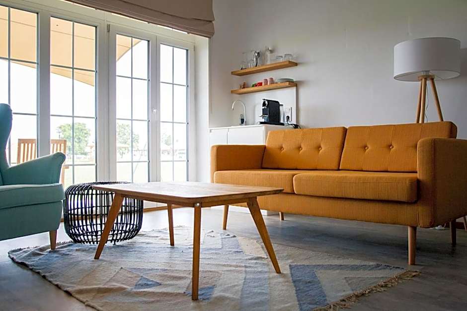 Chalets Franciska Major, Pro Village