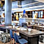 Renaissance Los Angeles Airport Hotel