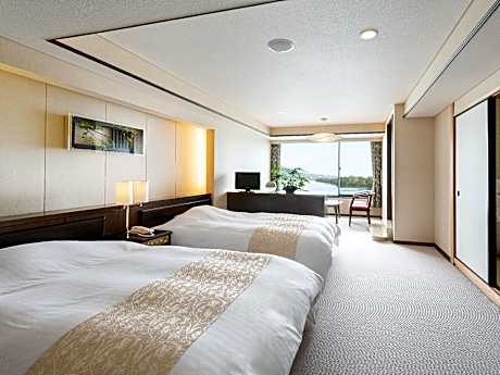 Japanese Western Style Room with Open-Air Bath - Non-Smoking