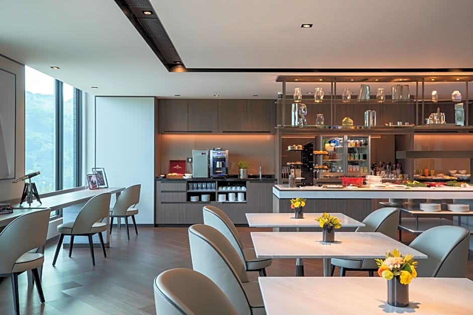 Renaissance by Marriott Taipei Shihlin Hotel